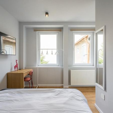 Cute Central Apartments In Villa Бухарест Екстер'єр фото