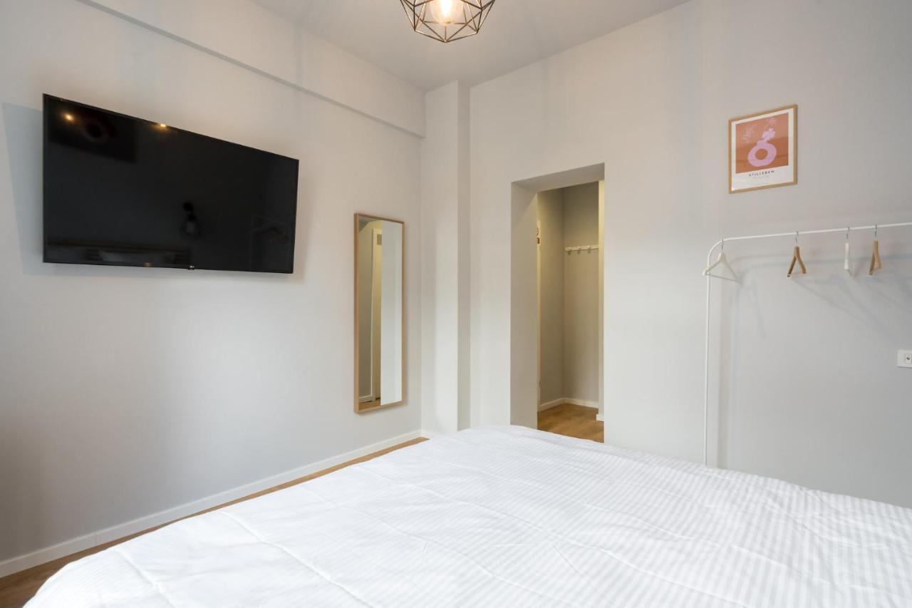 Cute Central Apartments In Villa Бухарест Екстер'єр фото