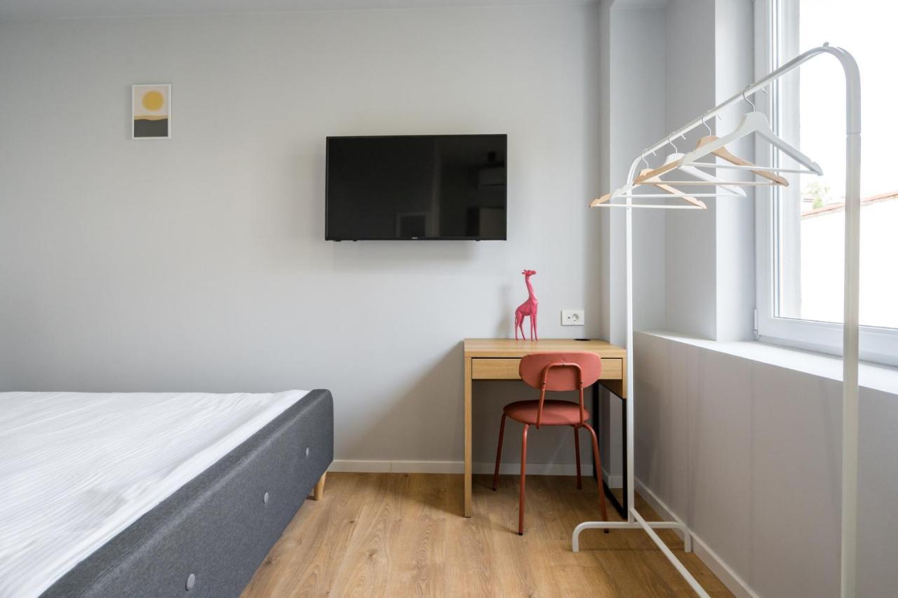 Cute Central Apartments In Villa Бухарест Екстер'єр фото